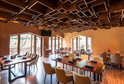 Bendemeer Road (D12), Retail #502971291